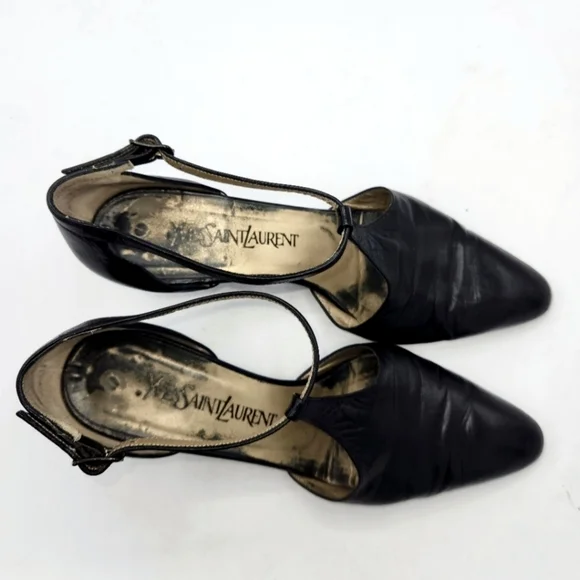 YVES SAINT LAURENT VINTAGE LEATHER T-STRAP ALMOND TOE MARY JANE SHOES BLACK 7.5